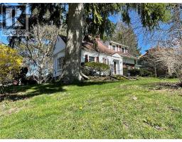 312 NELSON Street W - 2