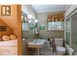 312 NELSON Street W - 33