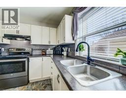 770 NAPIER Street W - 17