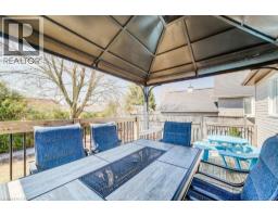 770 NAPIER Street W - 34