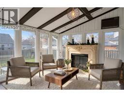 12 MURDOCH Street - 14