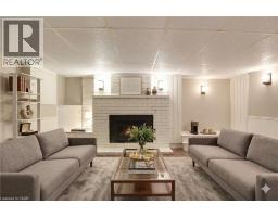 12 MURDOCH Street - 23