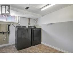 12 MURDOCH Street - 24