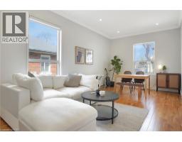 12 MURDOCH Street - 6