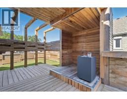 404 MONTROSE Street N - 40