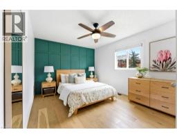 135 STIRLING MACGREGOR Drive - 16