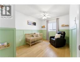 135 STIRLING MACGREGOR Drive - 18