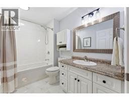 135 STIRLING MACGREGOR Drive - 19