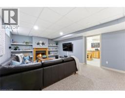 135 STIRLING MACGREGOR Drive - 22