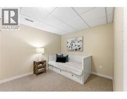 135 STIRLING MACGREGOR Drive - 24