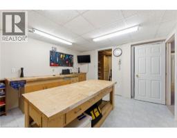 135 STIRLING MACGREGOR Drive - 27