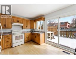 135 STIRLING MACGREGOR Drive - 8