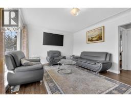 270 MAUSSER Avenue - 12