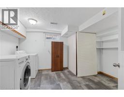 270 MAUSSER Avenue - 33