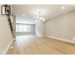 1105 MAIN Street E - 15