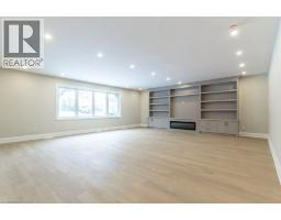 1105 MAIN Street E - 26
