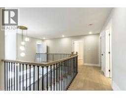 1105 MAIN Street E - 29
