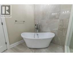 1105 MAIN Street E - 39