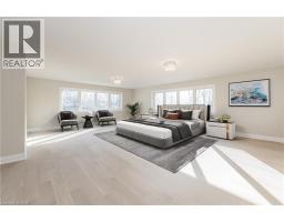 1105 MAIN Street E - 5