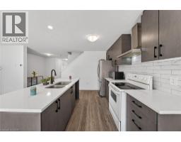 95 QUEENSBROOK Crescent - 22