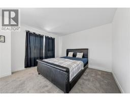 95 QUEENSBROOK Crescent - 35