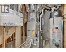 95 QUEENSBROOK Crescent - 49