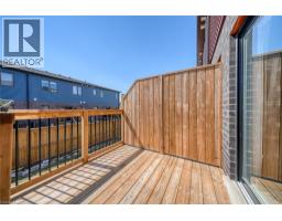 95 QUEENSBROOK Crescent - 5