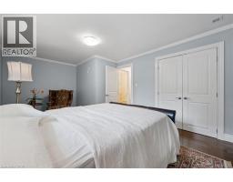 882-888 FAIRWAY Road N - 19