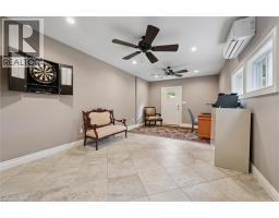 882-888 FAIRWAY Road N - 25