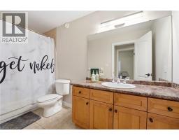 20 COTTONWOOD Crescent - 37