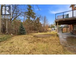 20 COTTONWOOD Crescent - 44