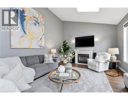 20 COTTONWOOD Crescent - 9
