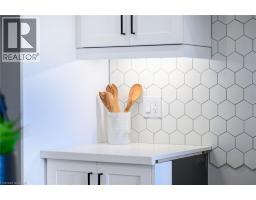 196 LAFAYETTE Boulevard - 18