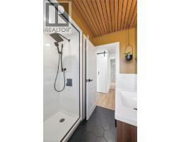 65 SCHWEITZER Street - 22