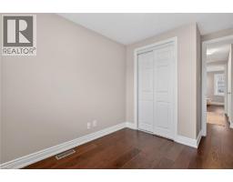 474 KNIGHTSBRIDGE Crescent - 29