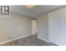 96 GIBSON Drive - 29