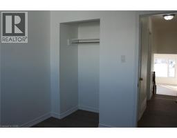 71 NICKOLAS Crescent - 10