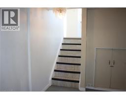 71 NICKOLAS Crescent - 13