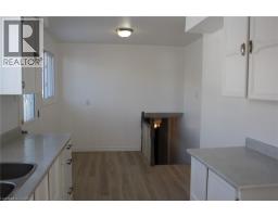 71 NICKOLAS Crescent - 15