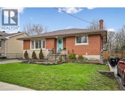 223 CONNAUGHT Street - 3