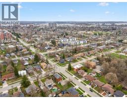 223 CONNAUGHT Street - 48