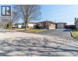 60 LYSANDA Avenue - 1