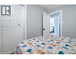 60 LYSANDA Avenue - 18