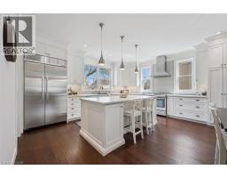 33 ABERDEEN Road N - 13