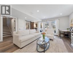 33 ABERDEEN Road N - 36