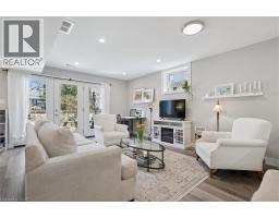 33 ABERDEEN Road N - 38