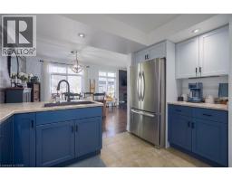 875 RIDGEWOOD Drive - 18