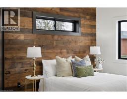 215 WINSTANLEY Street - 22