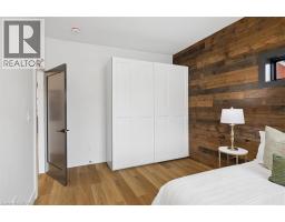 215 WINSTANLEY Street - 23