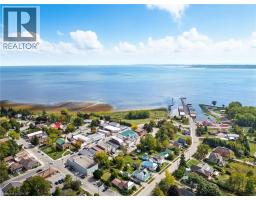 1053 BAY Street - 10